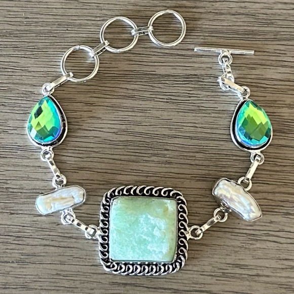 Butterfly Dsigns Jewelry - 0298 Chrysoprase Biwa Pearl Bracelet Handmade Silver Gemstone Jewelry